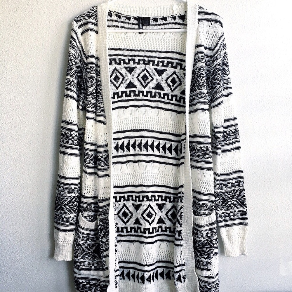 Off-White and Black Pattern cardigan